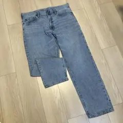 GU ライトブルーストレートデニム
