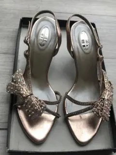 《超美品》ストロベリーフィールズ　グレース　リボンストラップサンダル