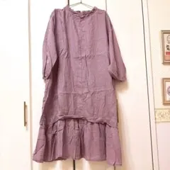 54. フリル付きパープルロングワンピース