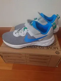 Nike スニーカー グレー/ブルー