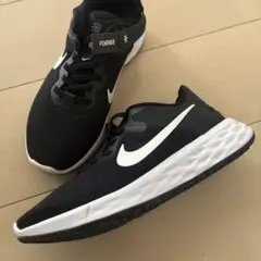 NIKE スニーカー レディース 23cmのサムネイル