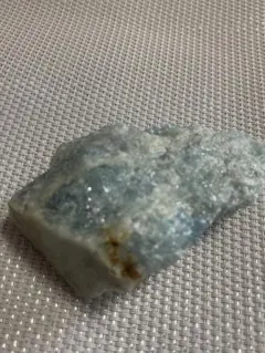 アクアマリン　天然アクアマリン原石　癒しと浄化のエネルギーストーン１点もの
