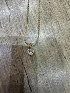 Christian Dior ハートモチーフ ネックレス ゴールド