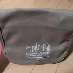 Manhattan Portage ショルダーバッグ ベージュ