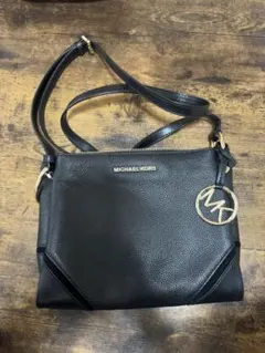 MICHAEL KORS ブラックショルダーバッグ
