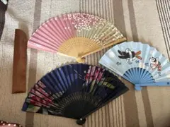 和柄❤シャカシャカ和菓子❤ジャンピングねこさん❤リバーシブル扇❤チャームパーツ♬ 和柄❤シャカシャカ和菓子❤ジャンピングねこさん❤リバーシブル扇