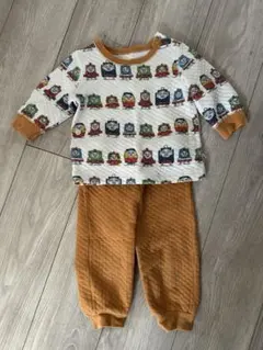 【匿名配送】80cm UNIQLOトーマス長袖パジャマ【まとめ買い対象外】