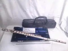 YAMAHA YFL-31 フルート 頭部管銀製 Eメカ付 試奏確認済#3232のサムネイル