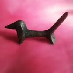 【未使用】小さな置物　犬　ダックスフント　鋳鉄