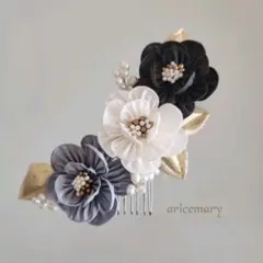 モノトーンのつまみ細工髪飾り