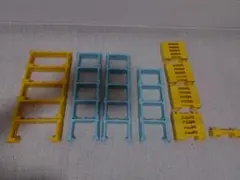 プラレール レール・情景パーツセット 橋脚 40個