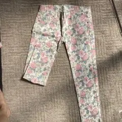 花柄パンツのサムネイル
