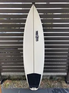 js industries モンスタボックス5.9 26.5Lフィン付き MONSTA BOX – サーフボードのねず太郎