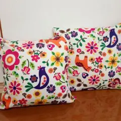 ハンドメイド　クッションカバー　45×45用　花柄　北欧風　2枚セット