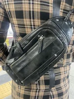 本革 ボディバッグ