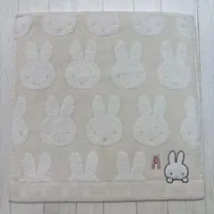 miffy ミッフィー　タオルハンカチ　未使用のサムネイル