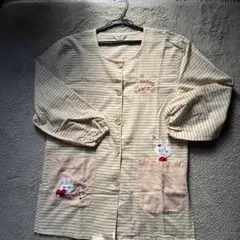 ストライプ柄ウサギアップリケエプロン