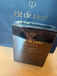 クレドポーボーテ タンクッションエクラルミヌ