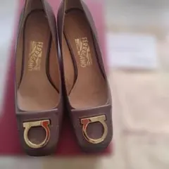 【新品未使用】 Salvatore Ferragamo ガンチーニ パンプス