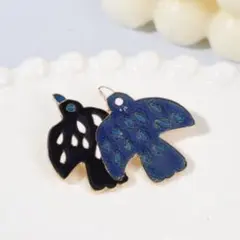 ブローチ 鳥モチーフ ピンバッジ 北欧 ナチュラル 個性派 バッジ かわいい