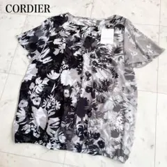 新品タグ付き✨ CORDIER 花柄半袖シアーカットソー　40のサムネイル