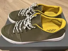 ロゴス　防水スニーカー