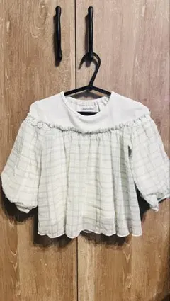 mamarakue フリル付きオフショルダーシャツ