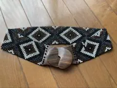 エスニックビーズゴムベルト　幾何学模様　モノトーン