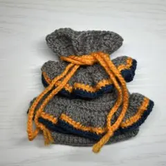 ハンドメイド　編み物　グレー　フリル付き巾着
