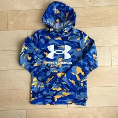 Under Armour 迷彩柄フード付きトレーナー YLG