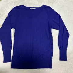 ユニクロ　柔らか　軽いニット　 S