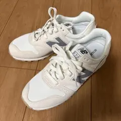 New Balance 373 ホワイト/グレー スニーカー