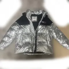 トミージーンズ　Tommy jeansダウン　シルバーのサムネイル