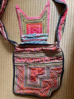 タイモン族　ヴィンテージ　クロスステッチ手刺繍　藍染ショルダーバッグ　ポシェット