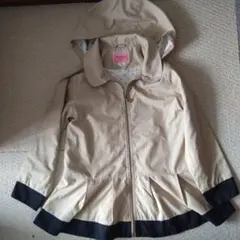 ケイトスペード♠️フード付きベージュウィンドブレーカー　140