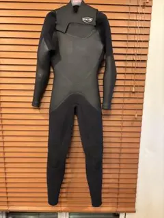 【美品】リンコンRINCON ウェットスーツ 5×3mmブラック