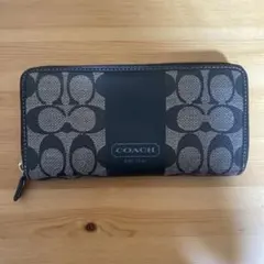 COACH コーチブロックチェック ラウンドファスナー長財布 ホワイト