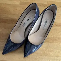【22.5センチ】　DIANA ネイビー　エナメル　ハイヒール