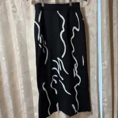 ラインアートニットスカート