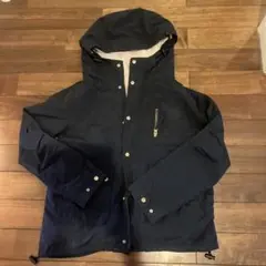 ネイビー フード付き マウンテンパーカー　秋冬用　レディース