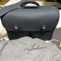 Item thumbnail for item baeeb1c4-41d1-4fa8-9305-52c5c302747f