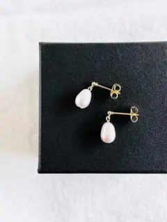 【天然石／ピアス】minimum淡水パール