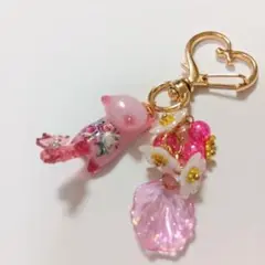 猫　チャーム　キーホルダー　レジン　ハンドメイド