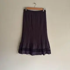 【良品】パープルグレープリーツ ロングスカート 裾レース付き