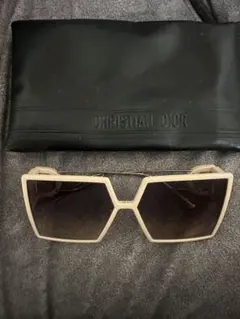 Christian Dior スクエアサングラス 型番 84JJ84 - メルカリ