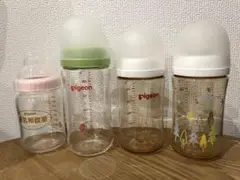 ピジョンの哺乳瓶5本（ガラス2本、プラ3本）160ml x２、240ml x 3