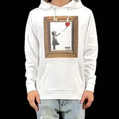 新品 バンクシー 風船と少女 オークション シュレッダー事件 額縁 パーカー