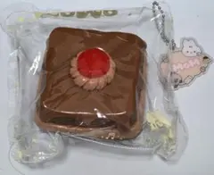 momo スクイーズ チョコケーキ 捏捏