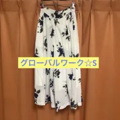 グローバルワーク　花柄フレアスカート ホワイト