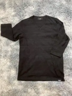 AZUL 黒 Vネック 七分袖カットソー　リプ編